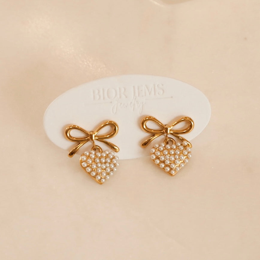 Valentine Pearl Heart Earrings