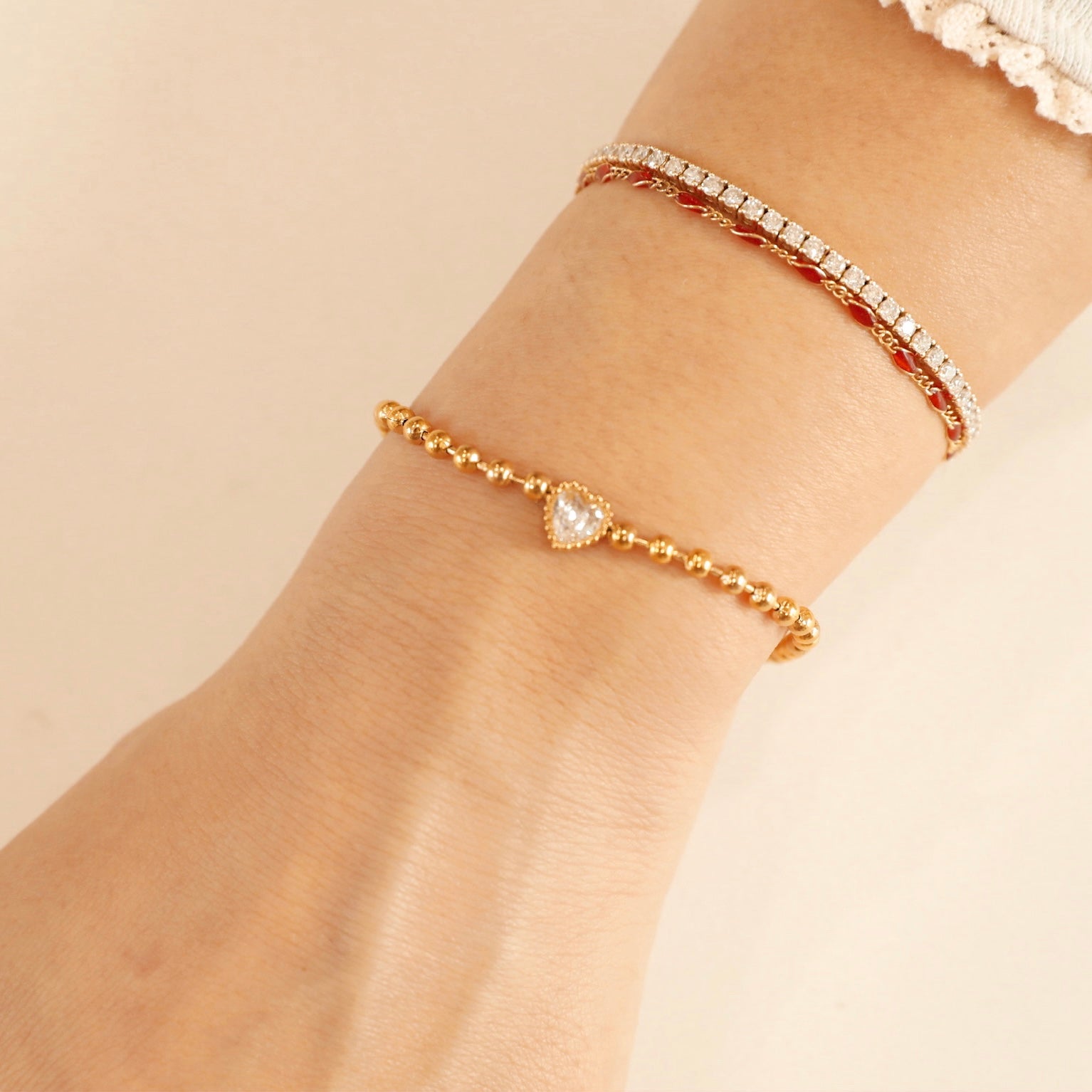 Admirer CZ Heart Bracelet